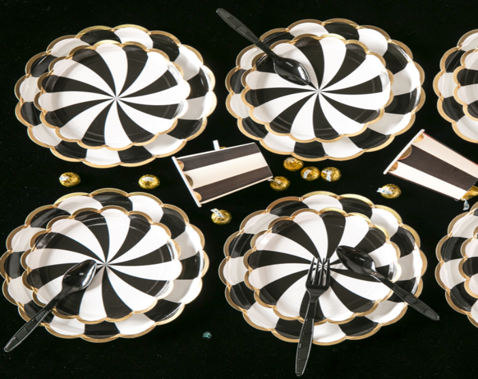 Tableware Set – Black Stripes